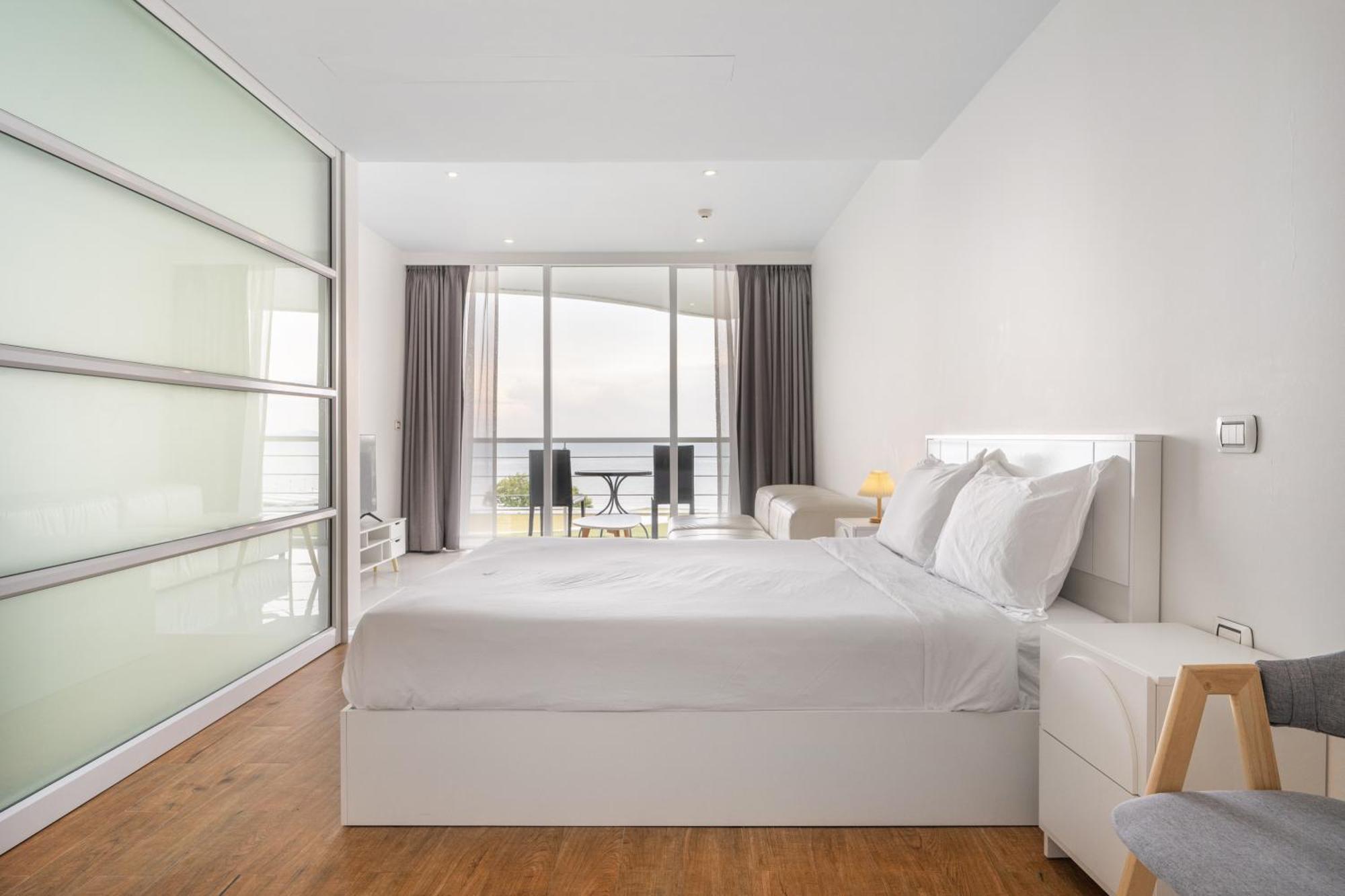 Pure Sunset Beach - Ocean View Room, Pattaya Na Chom Thian Exterior foto